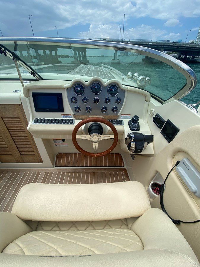 https://arconyachts.ams3.digitaloceanspaces.com/176142/conversions/large_3229256-optimize.jpg