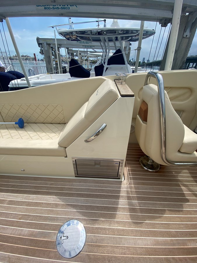 https://arconyachts.ams3.digitaloceanspaces.com/176164/conversions/large_3229264-optimize.jpg