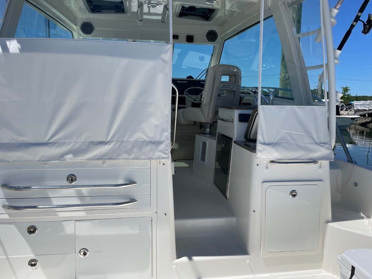 https://arconyachts.ams3.digitaloceanspaces.com/176196/conversions/large_3945936-optimize.jpg