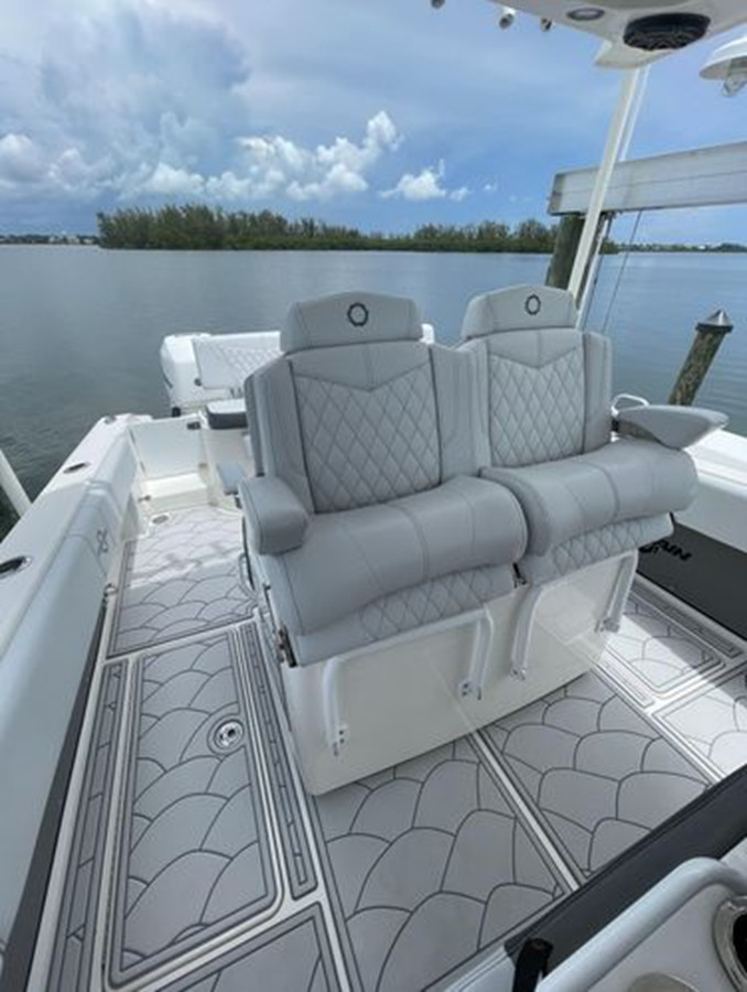 https://arconyachts.ams3.digitaloceanspaces.com/176334/conversions/large_3940234-optimize.jpg