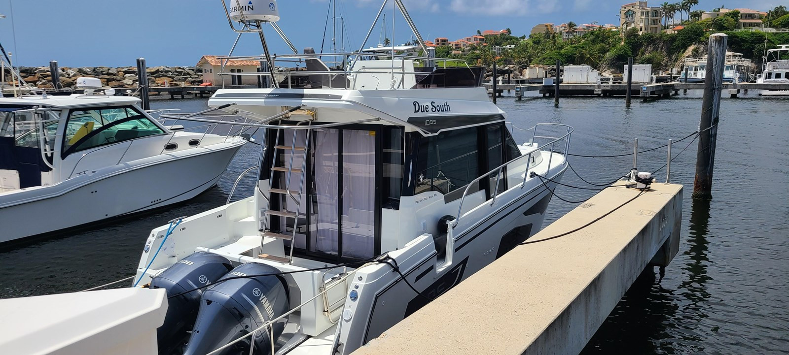 https://arconyachts.ams3.digitaloceanspaces.com/176350/conversions/large_4032082-optimize.jpg