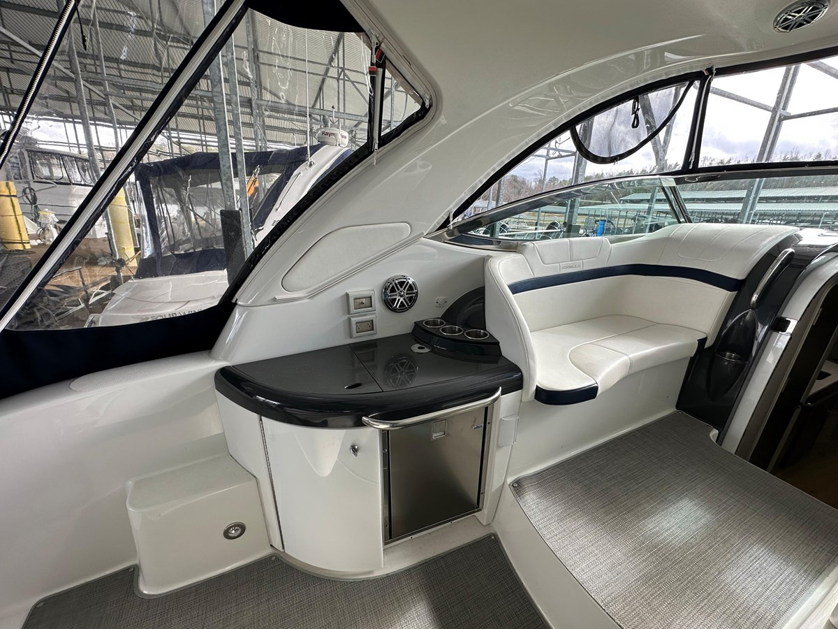 https://arconyachts.ams3.digitaloceanspaces.com/176388/conversions/large_4106846-optimize.jpg