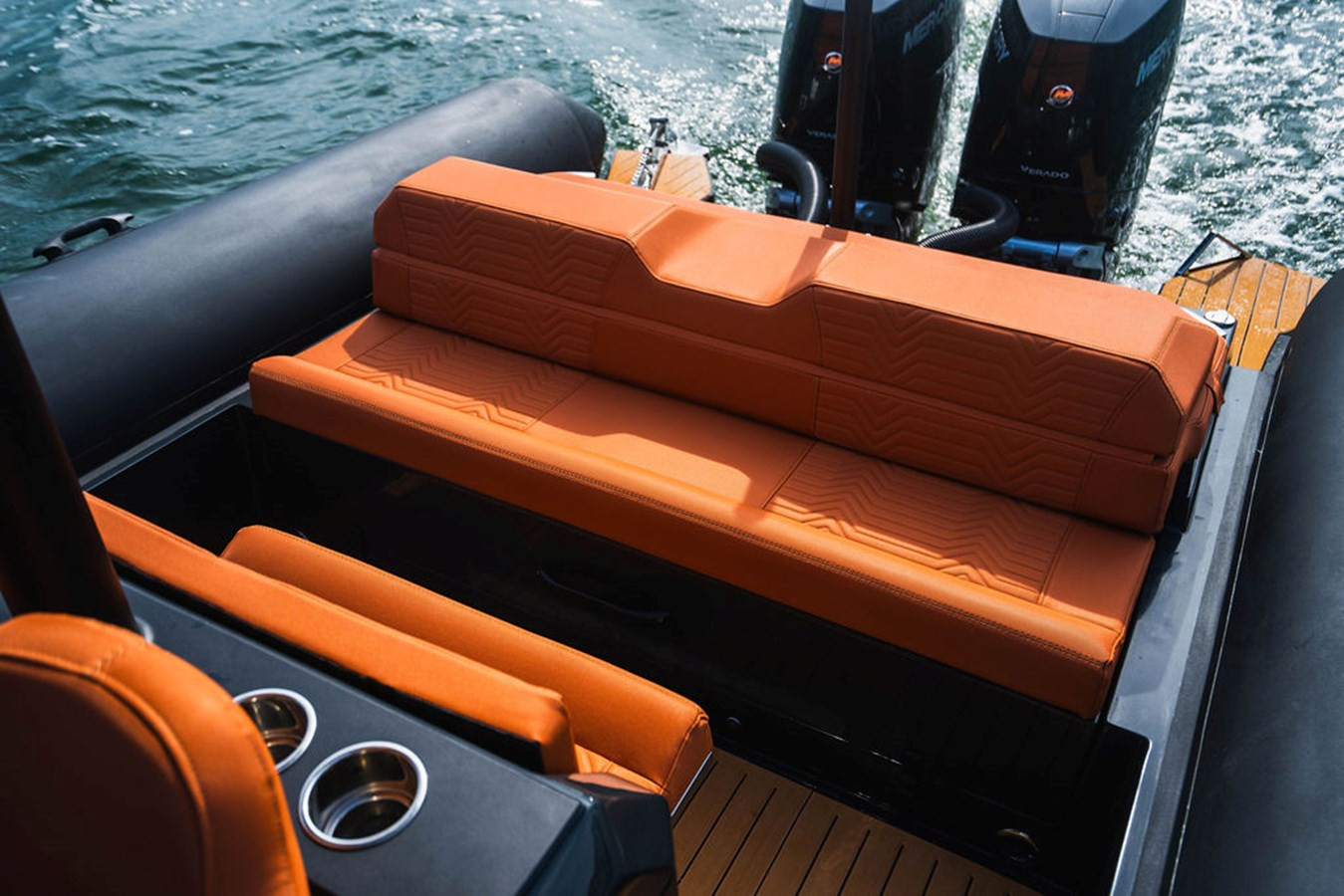 https://arconyachts.ams3.digitaloceanspaces.com/176390/conversions/large_4076518-optimize.jpg