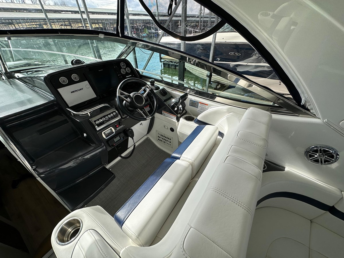 https://arconyachts.ams3.digitaloceanspaces.com/176394/conversions/large_4106848-optimize.jpg