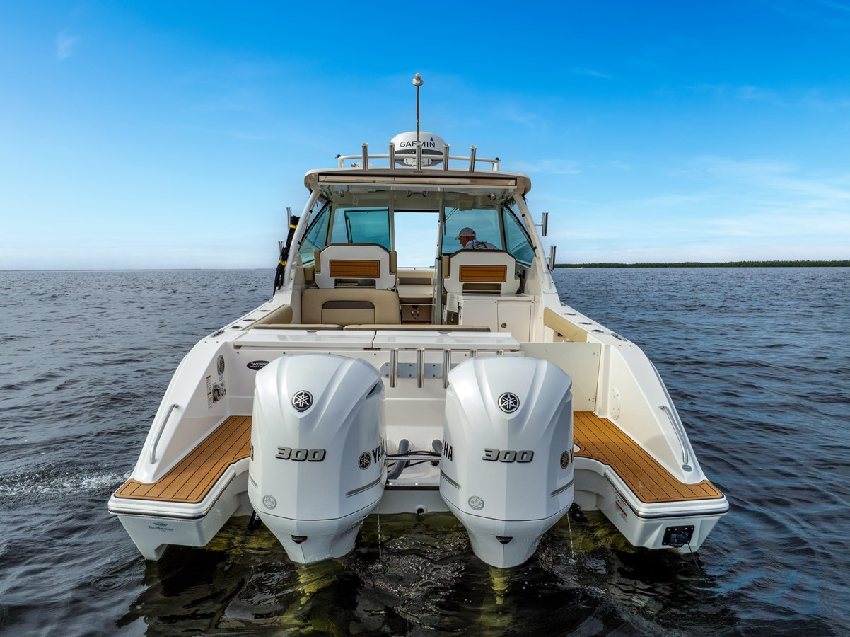 https://arconyachts.ams3.digitaloceanspaces.com/176421/conversions/large_4108194-optimize.jpg