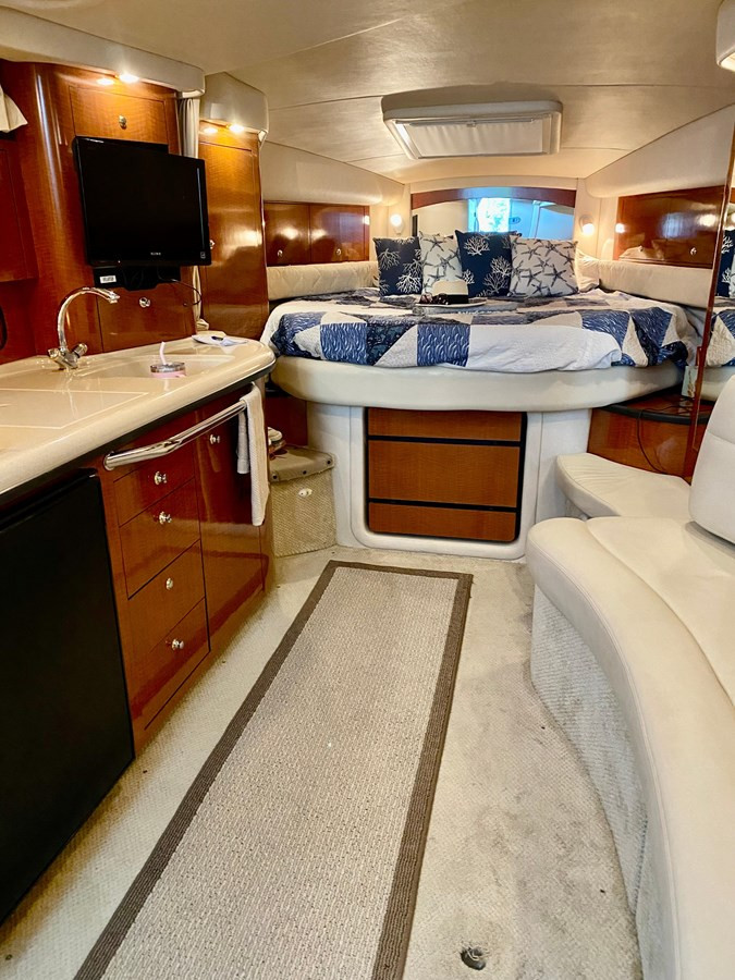 https://arconyachts.ams3.digitaloceanspaces.com/176475/conversions/large_4126470-optimize.jpg