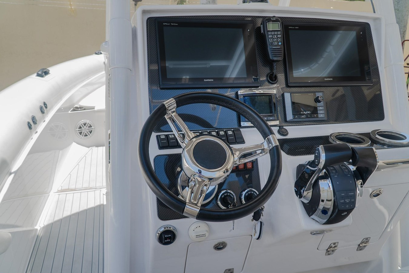 https://arconyachts.ams3.digitaloceanspaces.com/176702/conversions/large_4243169-optimize.jpg
