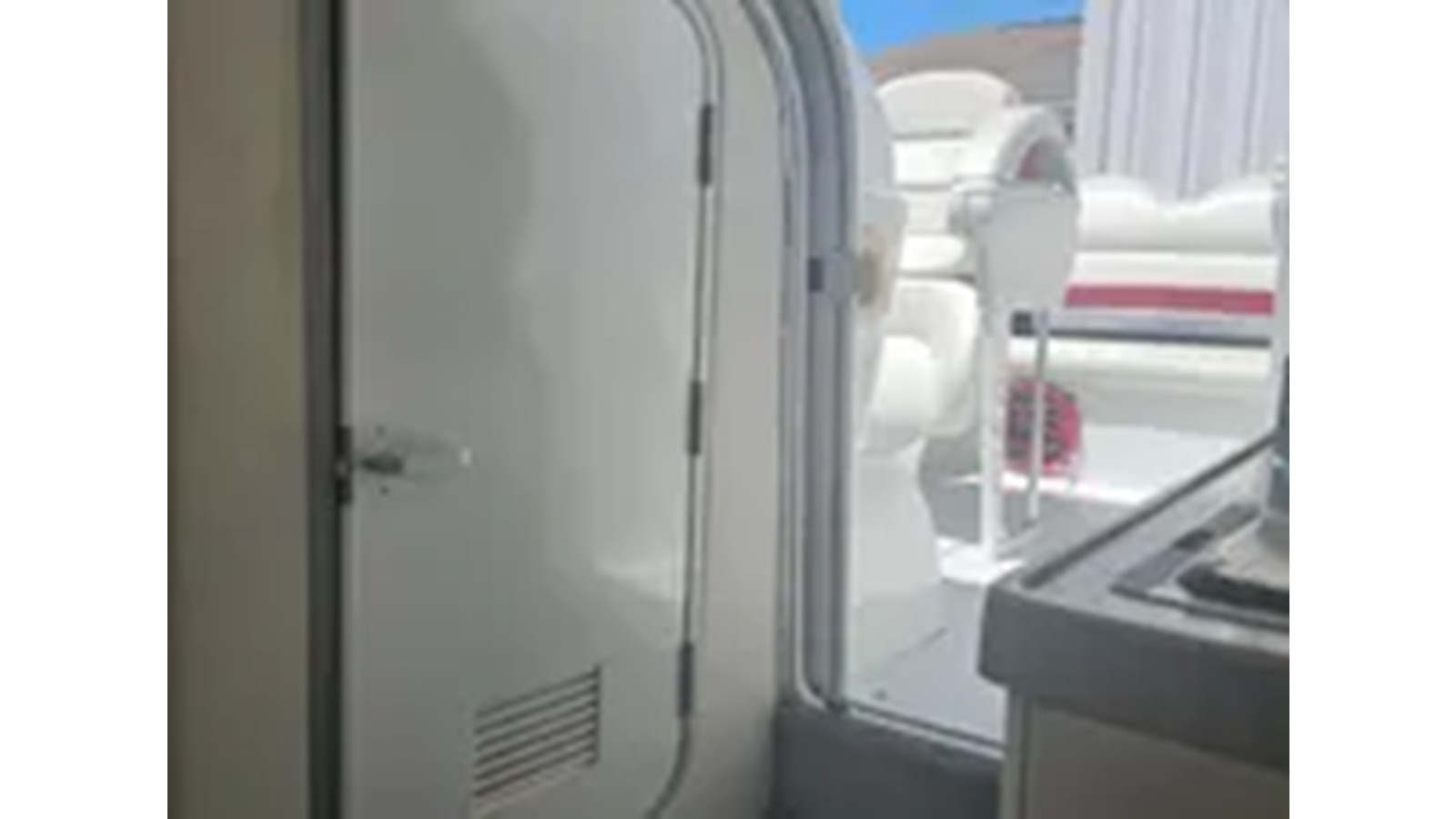 https://arconyachts.ams3.digitaloceanspaces.com/176847/conversions/large_4301740-optimize.jpg