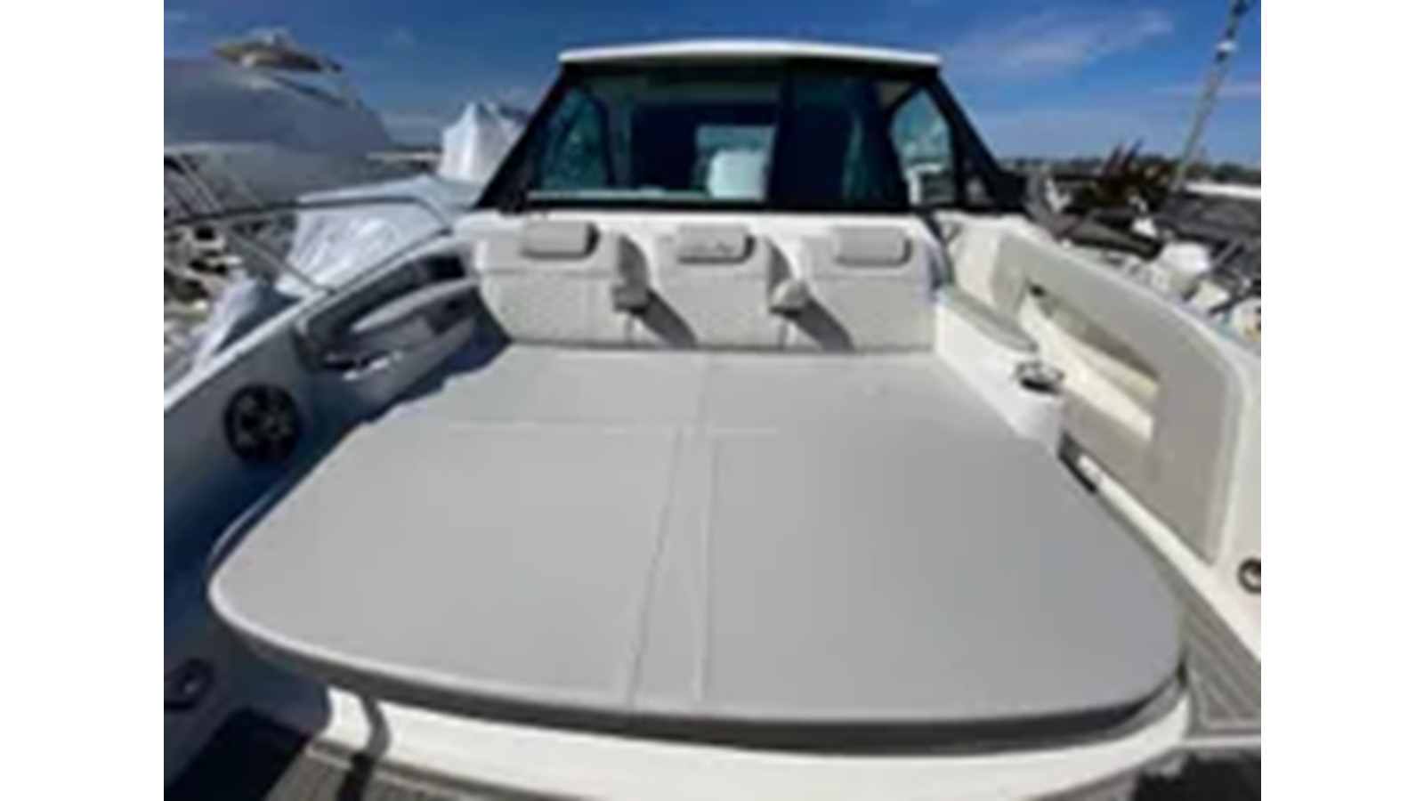 https://arconyachts.ams3.digitaloceanspaces.com/176927/conversions/large_4329099-optimize.jpg