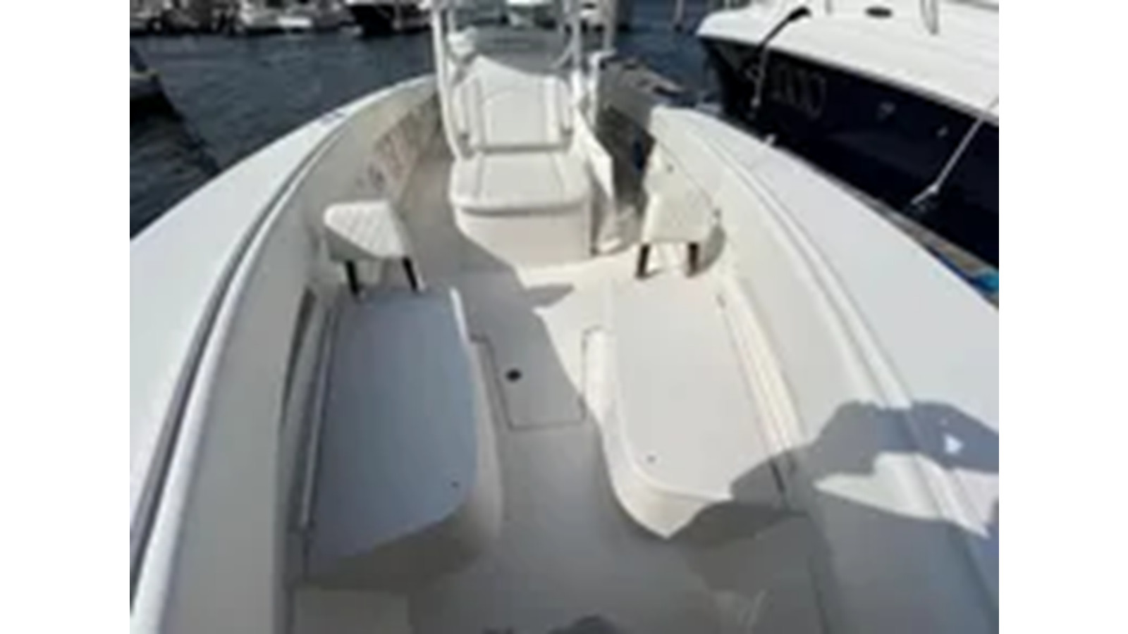 https://arconyachts.ams3.digitaloceanspaces.com/176976/conversions/large_4329861-optimize.jpg