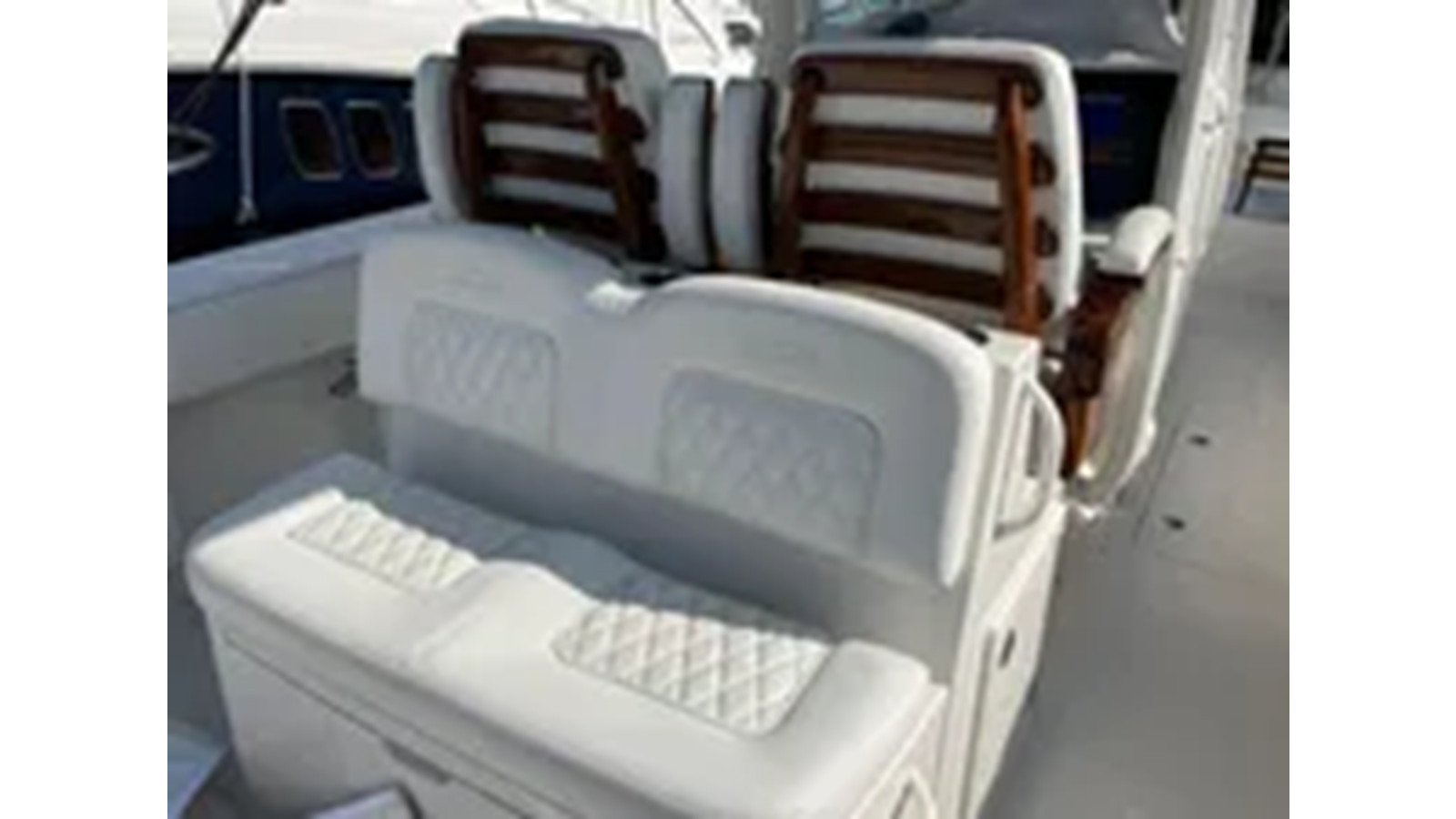 https://arconyachts.ams3.digitaloceanspaces.com/177048/conversions/large_4329884-optimize.jpg