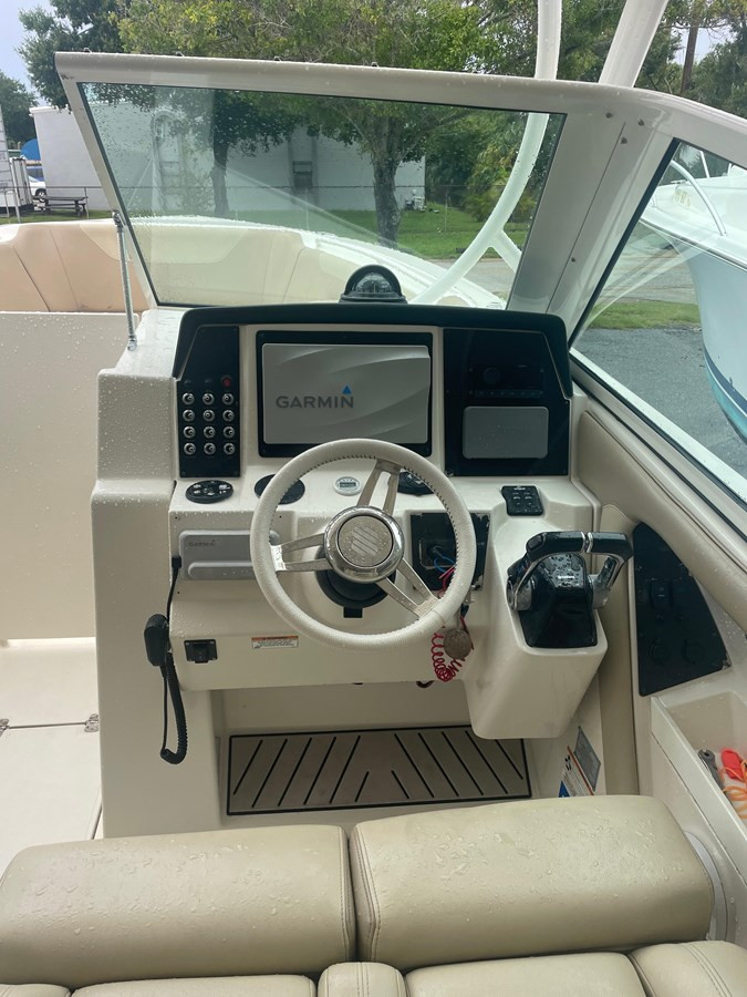 https://arconyachts.ams3.digitaloceanspaces.com/177147/conversions/large_4389997-optimize.jpg