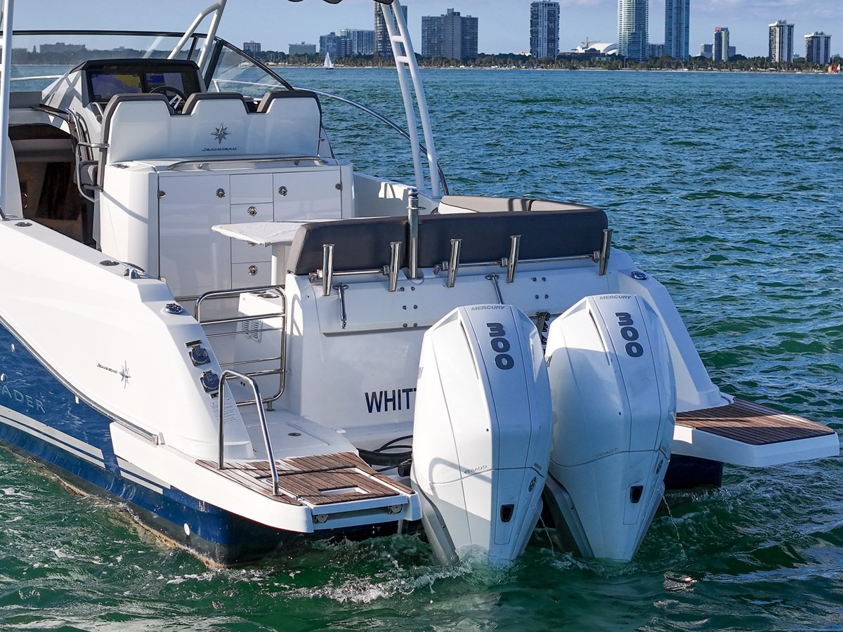 https://arconyachts.ams3.digitaloceanspaces.com/177221/conversions/large_4540695-optimize.jpg