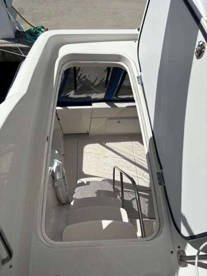 https://arconyachts.ams3.digitaloceanspaces.com/177271/conversions/large_4578792-optimize.jpg