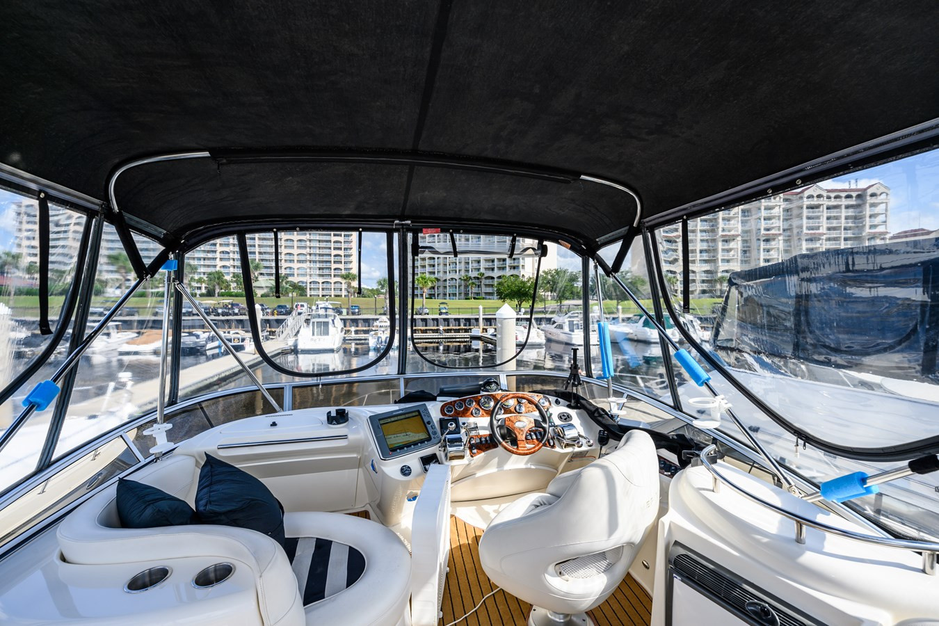 https://arconyachts.ams3.digitaloceanspaces.com/177391/conversions/large_4630767-optimize.jpg