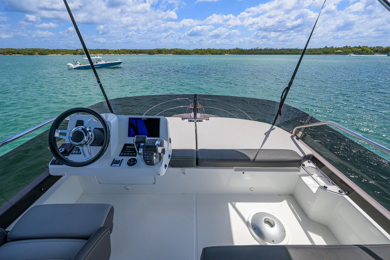 https://arconyachts.ams3.digitaloceanspaces.com/177439/conversions/large_4644304-optimize.jpg