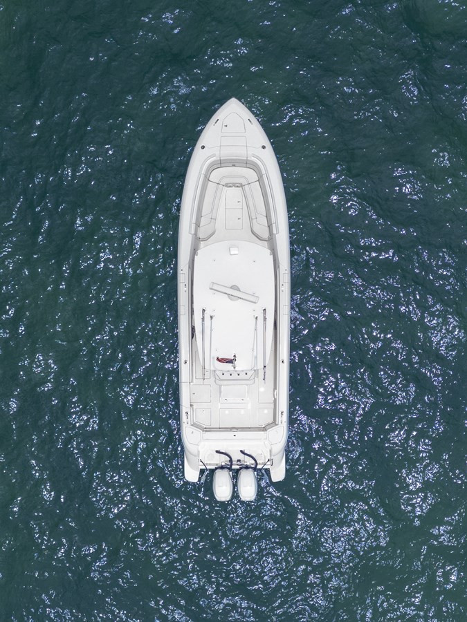 https://arconyachts.ams3.digitaloceanspaces.com/177541/conversions/large_4719346-optimize.jpg