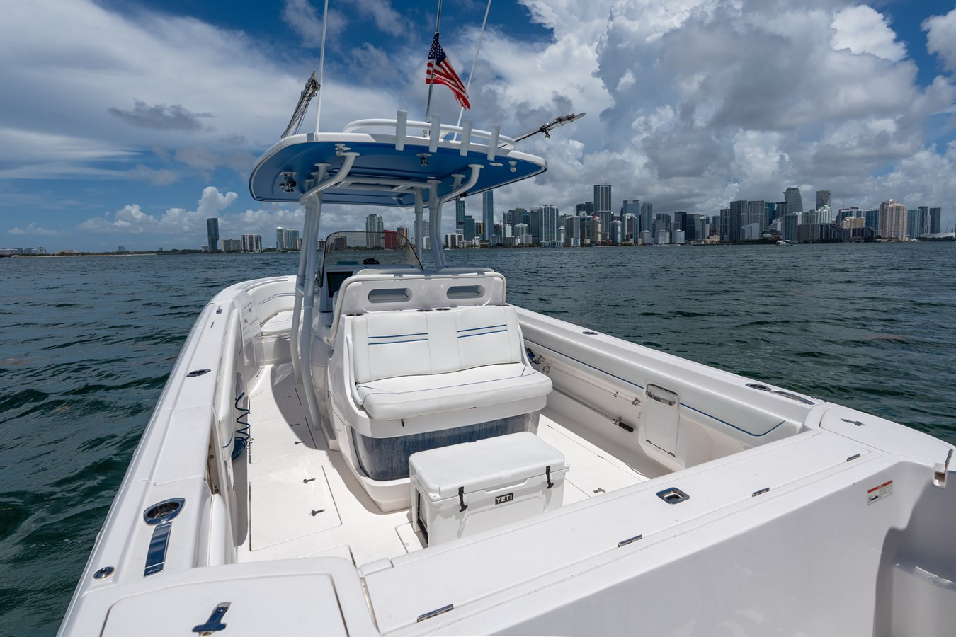 https://arconyachts.ams3.digitaloceanspaces.com/177565/conversions/large_4719413-optimize.jpg