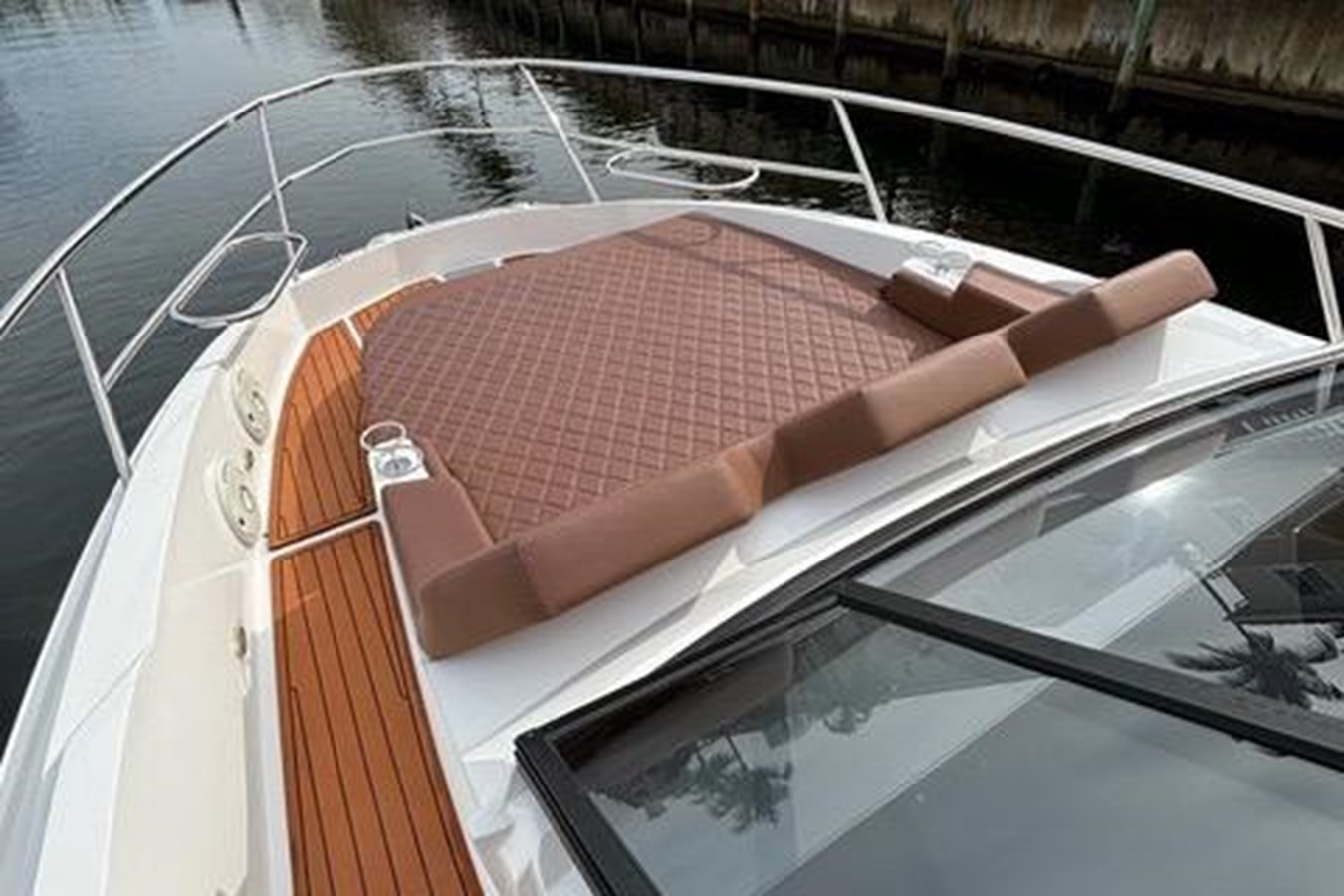 https://arconyachts.ams3.digitaloceanspaces.com/177724/conversions/large_4103666-optimize.jpg