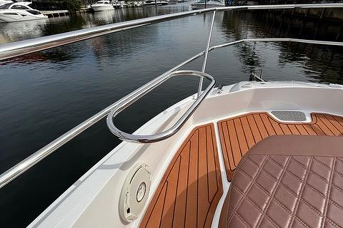 https://arconyachts.ams3.digitaloceanspaces.com/177730/conversions/large_4103668-optimize.jpg