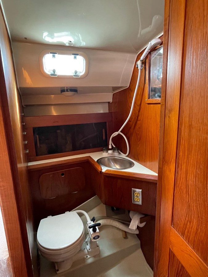 https://arconyachts.ams3.digitaloceanspaces.com/177834/conversions/large_4510760-optimize.jpg