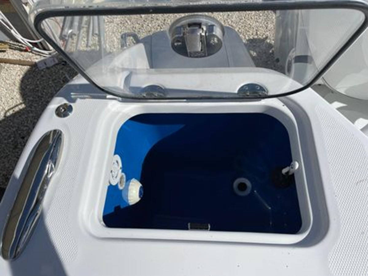 https://arconyachts.ams3.digitaloceanspaces.com/177937/conversions/large_4596416-optimize.jpg