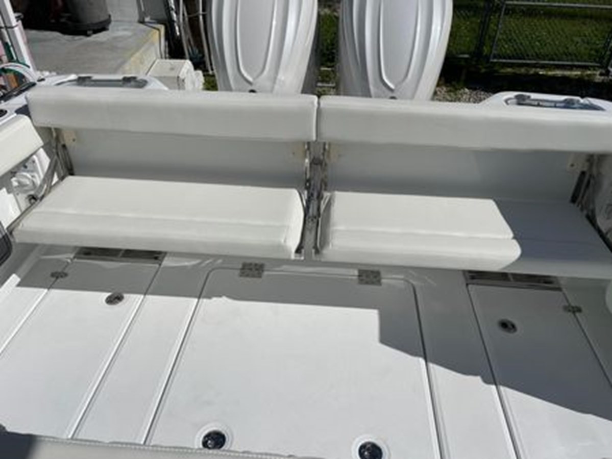 https://arconyachts.ams3.digitaloceanspaces.com/177943/conversions/large_4596418-optimize.jpg
