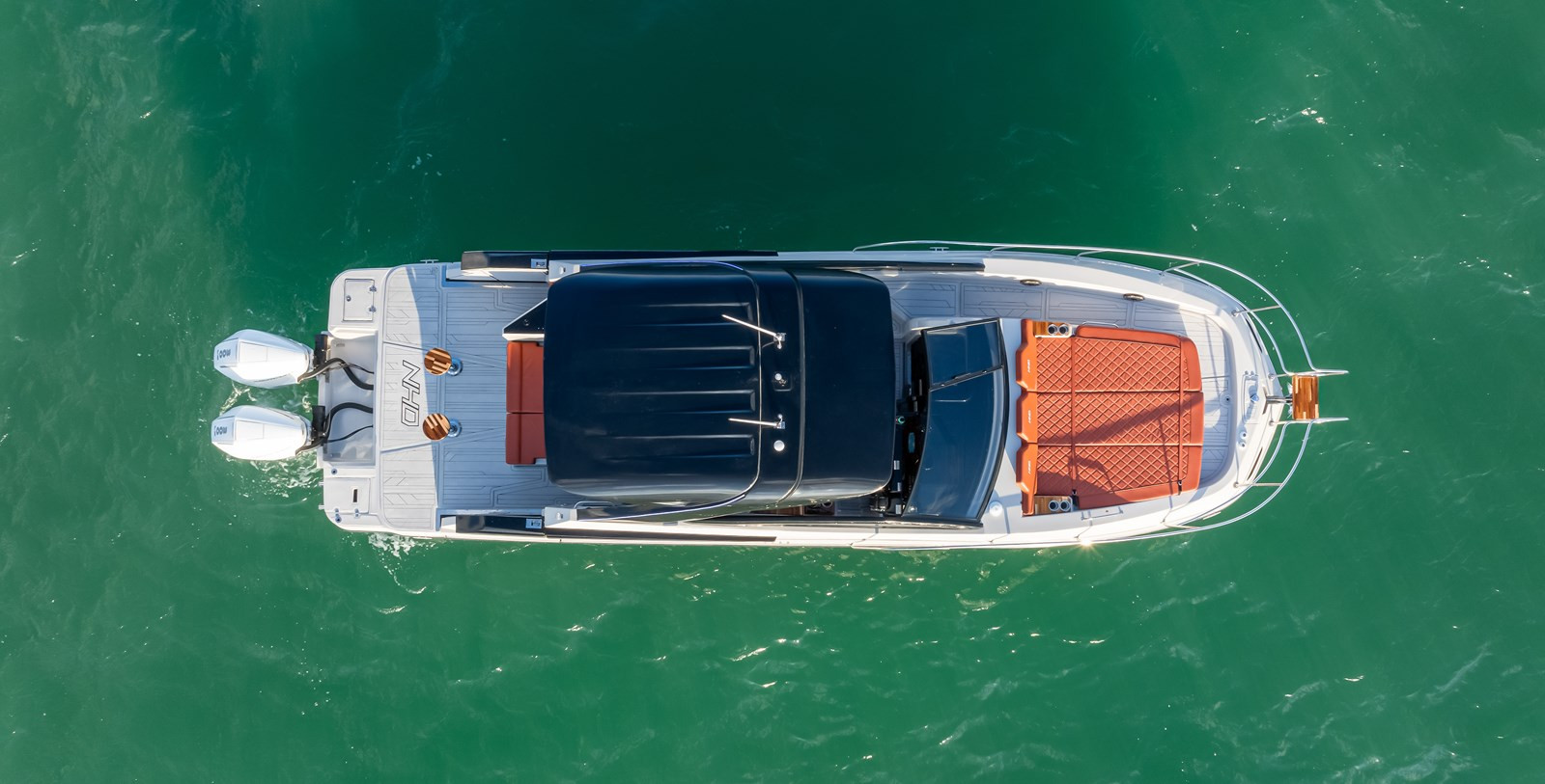 https://arconyachts.ams3.digitaloceanspaces.com/178386/conversions/large_4525361-optimize.jpg