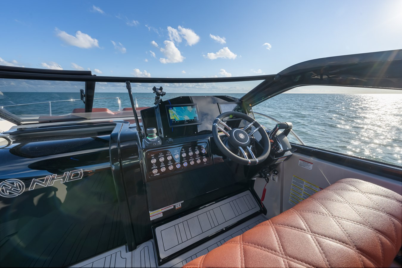 https://arconyachts.ams3.digitaloceanspaces.com/178431/conversions/large_4525376-optimize.jpg