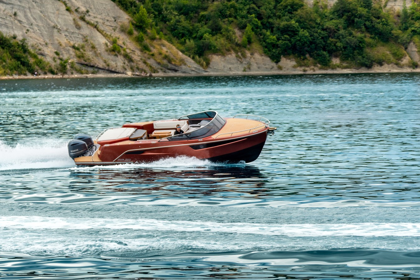 https://arconyachts.ams3.digitaloceanspaces.com/178539/conversions/large_3515872-optimize.jpg