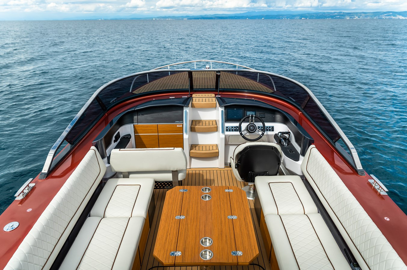 https://arconyachts.ams3.digitaloceanspaces.com/178564/conversions/large_3515877-optimize.jpg