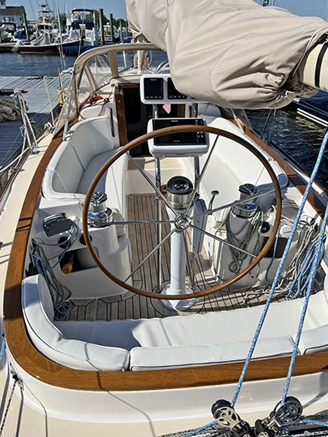 https://arconyachts.ams3.digitaloceanspaces.com/178630/conversions/large_4201971-optimize.jpg