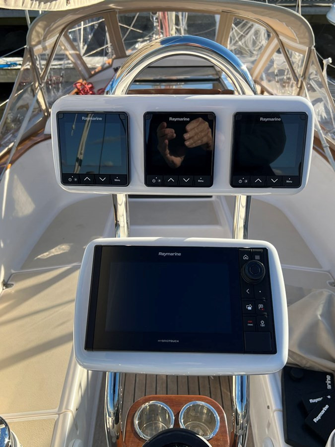 https://arconyachts.ams3.digitaloceanspaces.com/178636/conversions/large_4192261-optimize.jpg