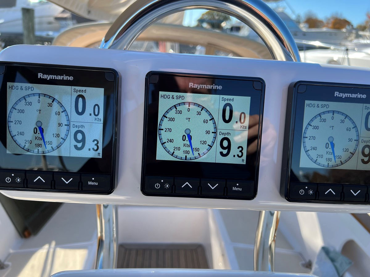 https://arconyachts.ams3.digitaloceanspaces.com/178639/conversions/large_4192262-optimize.jpg