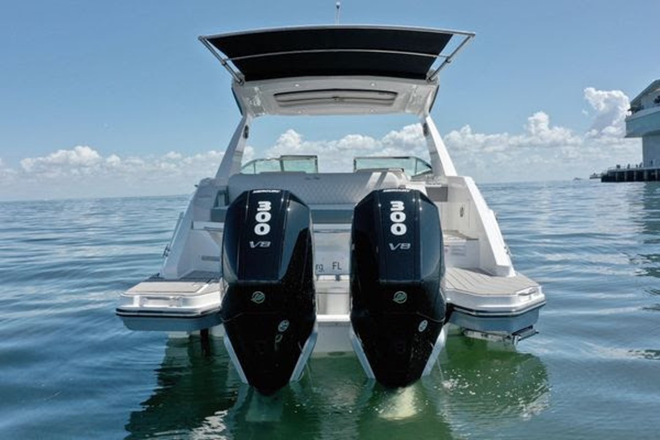 https://arconyachts.ams3.digitaloceanspaces.com/178658/conversions/large_3983997-optimize.jpg
