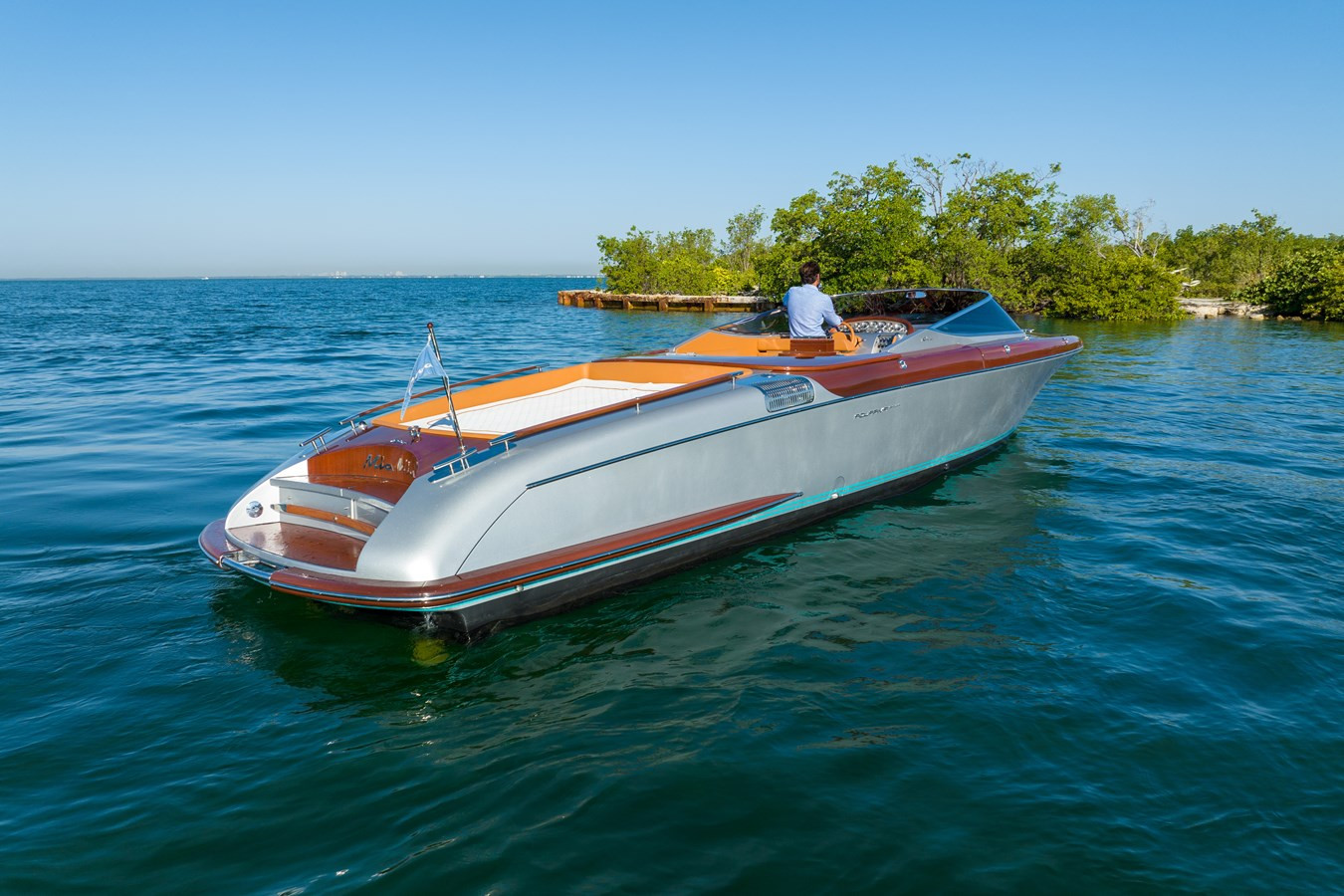 https://arconyachts.ams3.digitaloceanspaces.com/178850/conversions/large_3626530-optimize.jpg