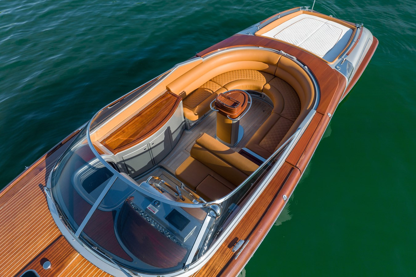 https://arconyachts.ams3.digitaloceanspaces.com/178862/conversions/large_3626534-optimize.jpg