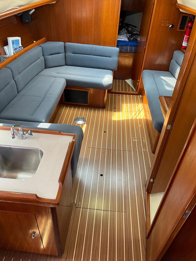 https://arconyachts.ams3.digitaloceanspaces.com/178873/conversions/large_3858753-optimize.jpg