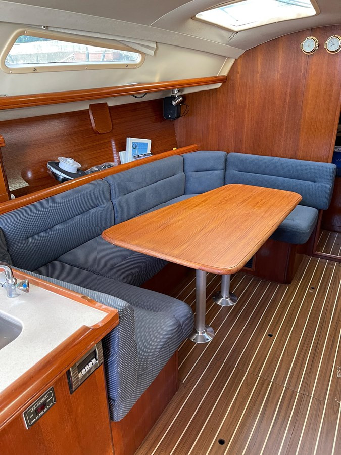 https://arconyachts.ams3.digitaloceanspaces.com/178889/conversions/large_3858759-optimize.jpg