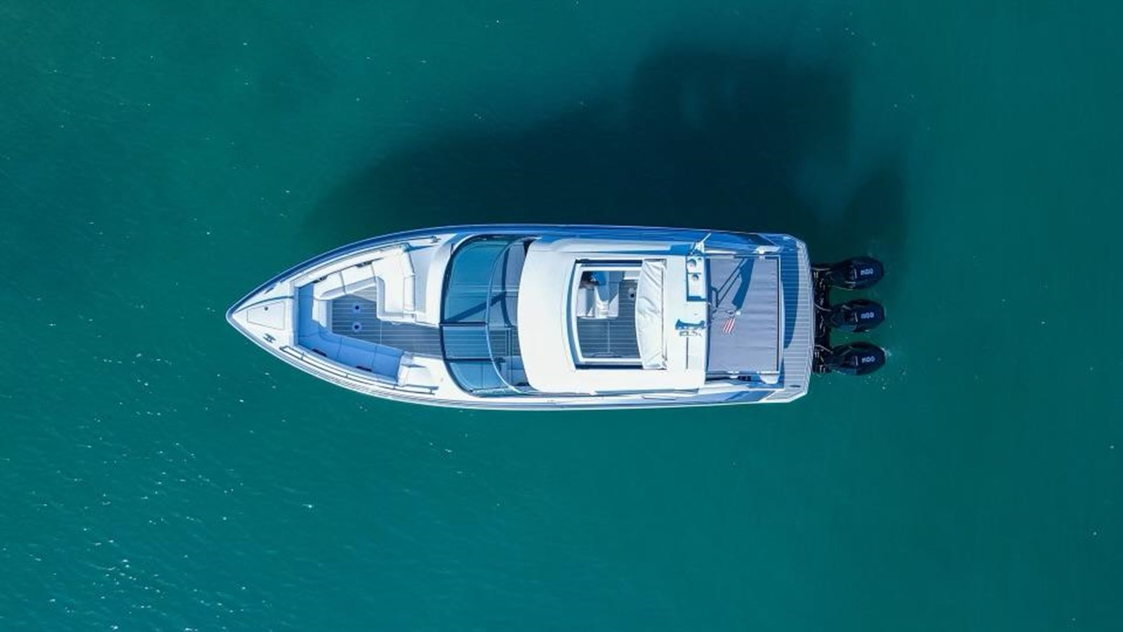 https://arconyachts.ams3.digitaloceanspaces.com/179028/conversions/large_4031899-optimize.jpg