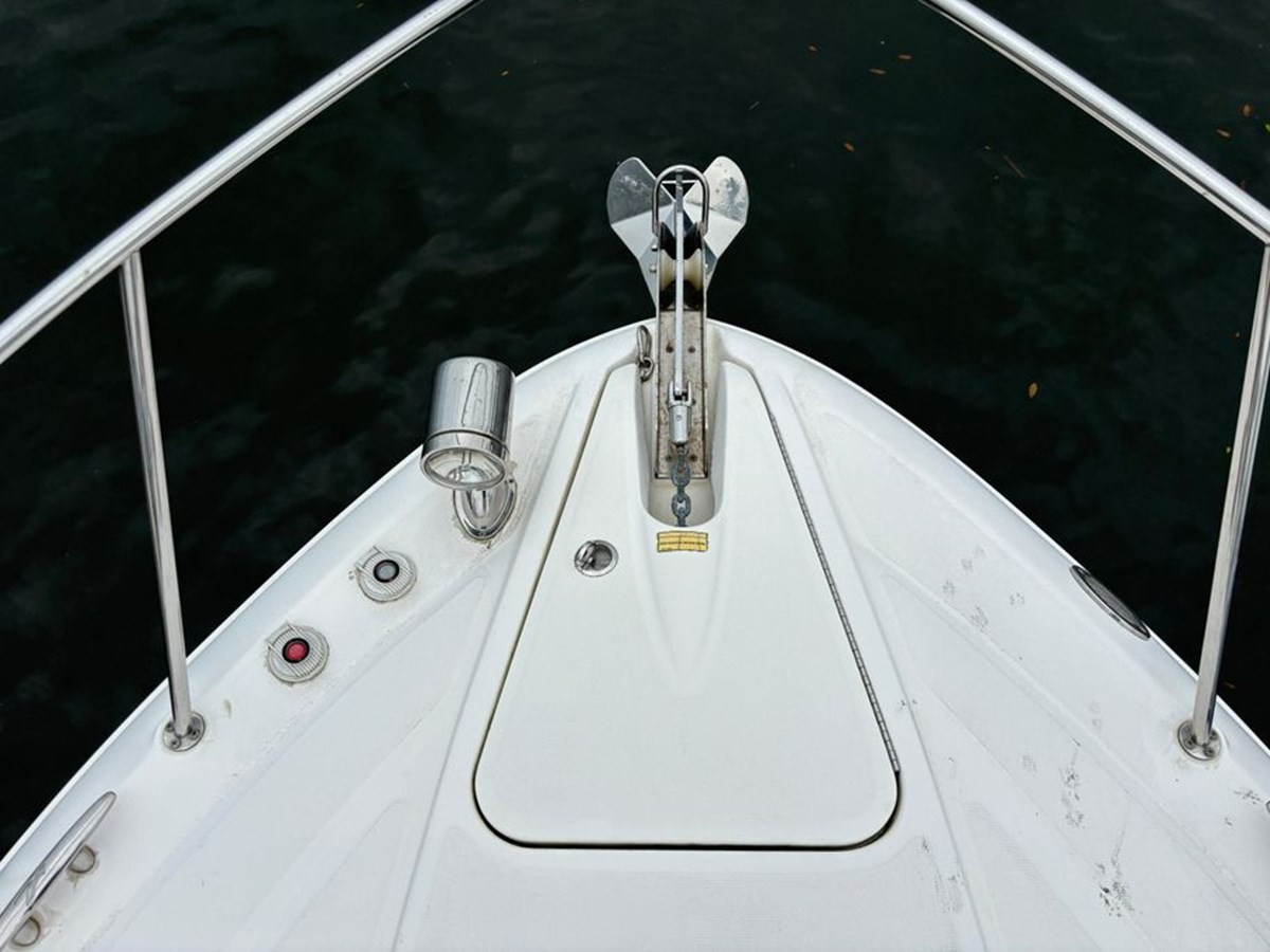 https://arconyachts.ams3.digitaloceanspaces.com/179066/conversions/large_4234852-optimize.jpg