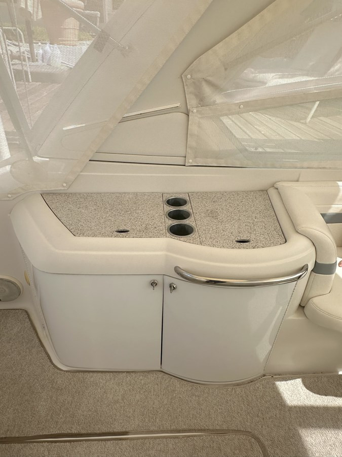 https://arconyachts.ams3.digitaloceanspaces.com/179095/conversions/large_4180505-optimize.jpg