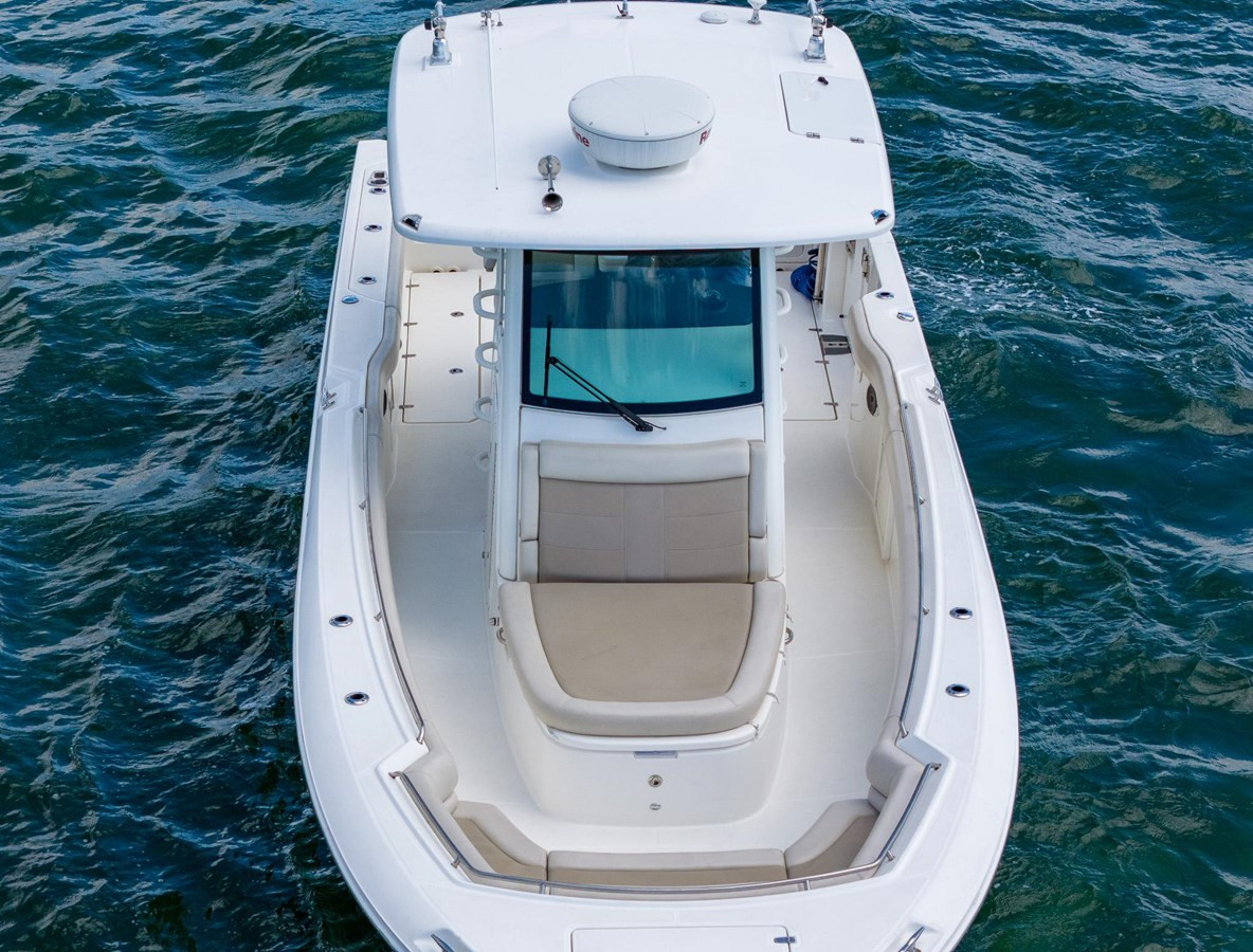 https://arconyachts.ams3.digitaloceanspaces.com/179171/conversions/large_4243289-optimize.jpg