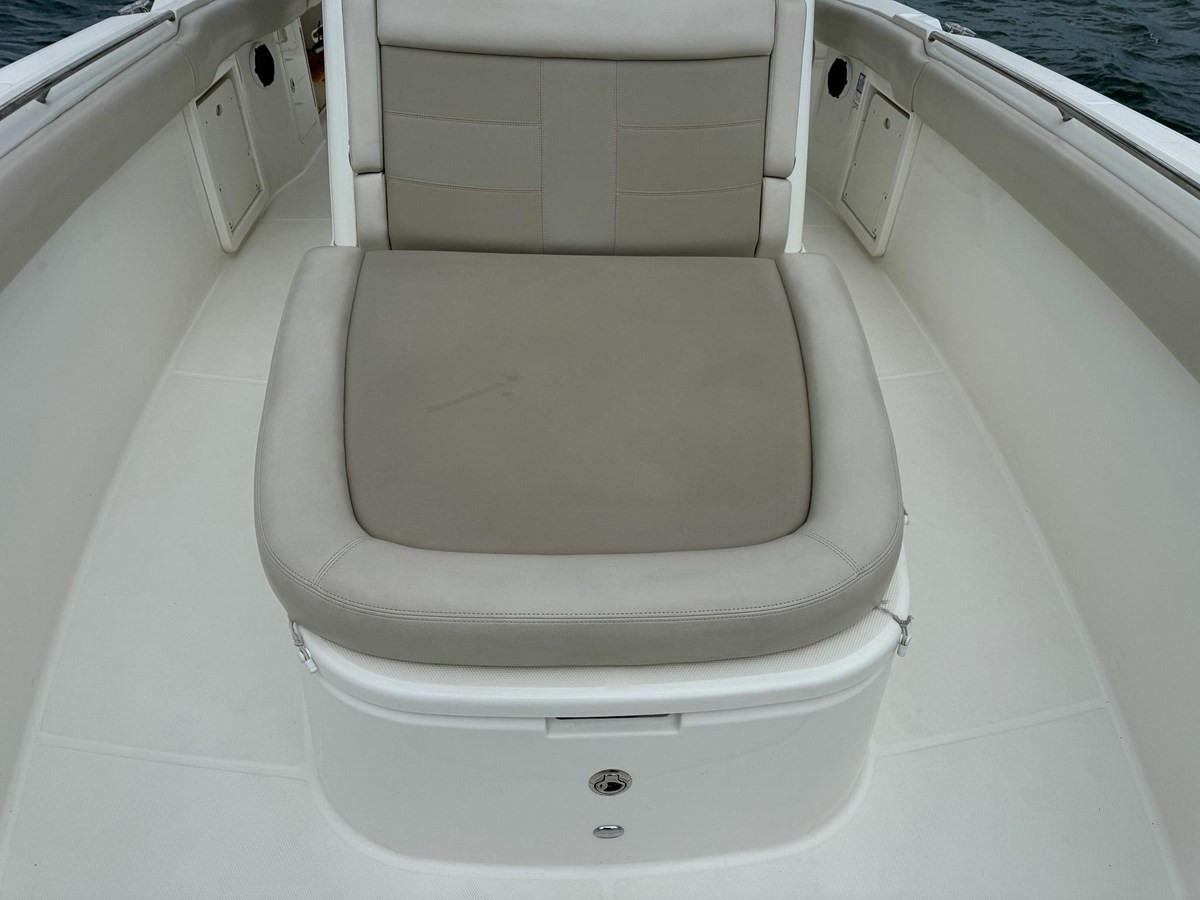https://arconyachts.ams3.digitaloceanspaces.com/179179/conversions/large_4243292-optimize.jpg