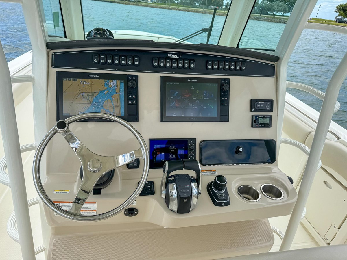 https://arconyachts.ams3.digitaloceanspaces.com/179198/conversions/large_4243298-optimize.jpg