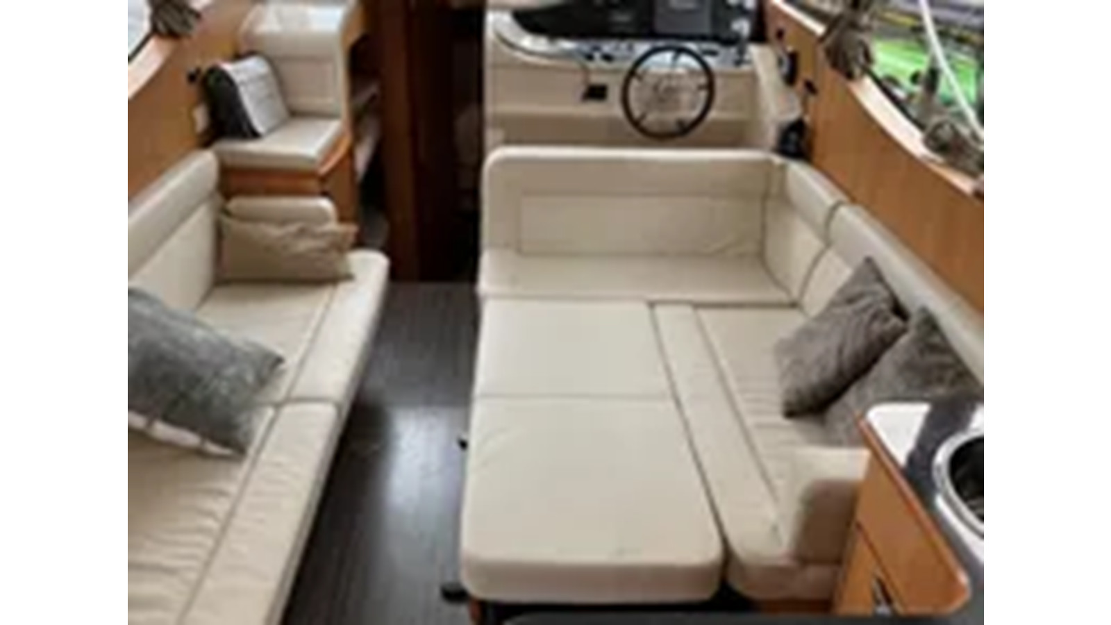 https://arconyachts.ams3.digitaloceanspaces.com/179294/conversions/large_4273226-optimize.jpg