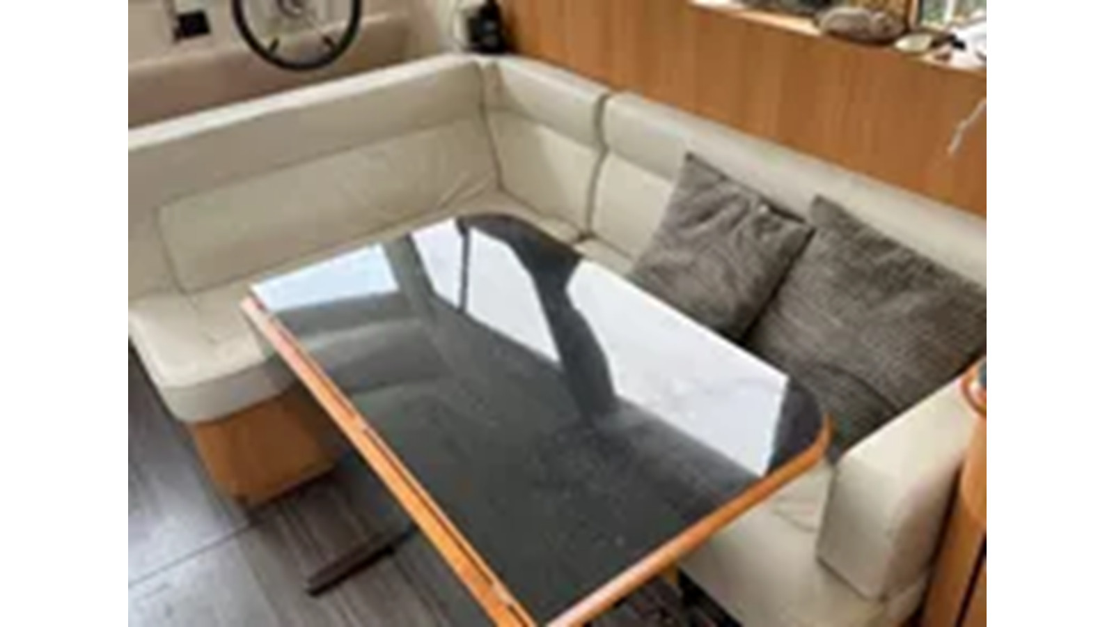 https://arconyachts.ams3.digitaloceanspaces.com/179297/conversions/large_4273227-optimize.jpg