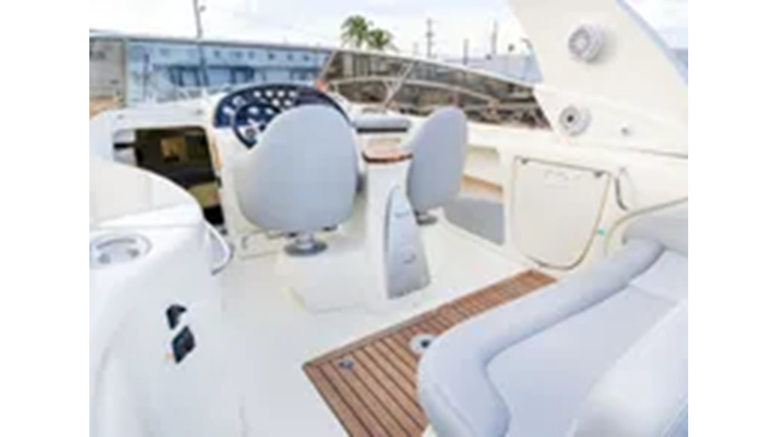 https://arconyachts.ams3.digitaloceanspaces.com/179389/conversions/large_4289812-optimize.jpg