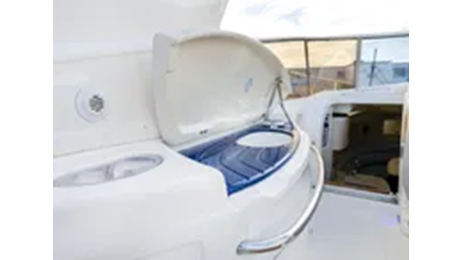 https://arconyachts.ams3.digitaloceanspaces.com/179398/conversions/large_4289815-optimize.jpg