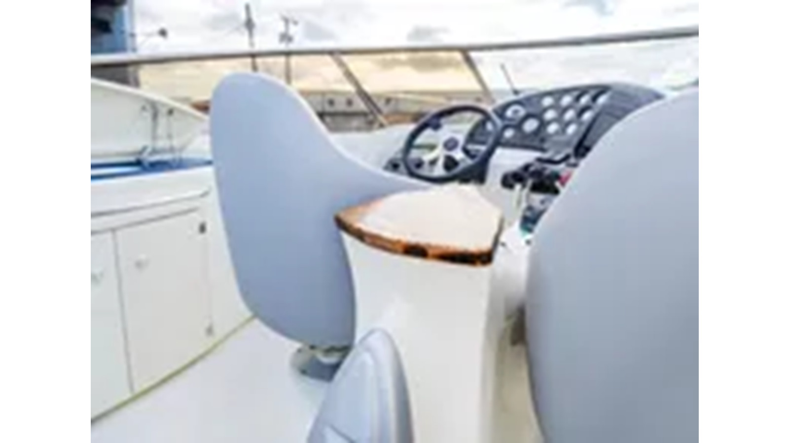 https://arconyachts.ams3.digitaloceanspaces.com/179402/conversions/large_4289816-optimize.jpg